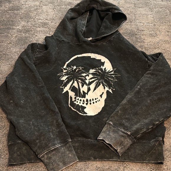 CHRLDR skull‎ Sweatshirt and shorts - Picture 6 of 10